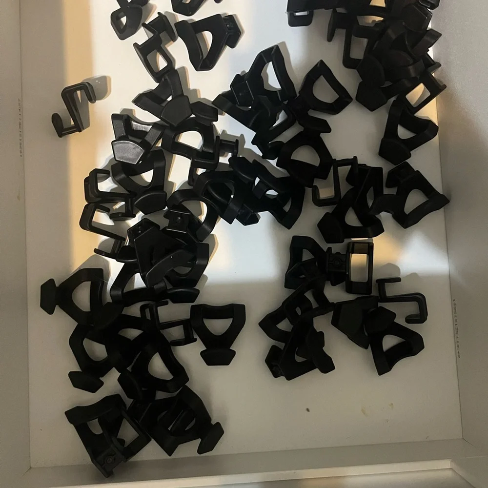60 Pack Black Hanger Hooks